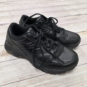 Fila Black Memory Foam Sneakers 8 1/2 Wide